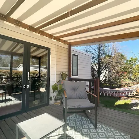 Mobile-home Dans Village 4 Etoiles *
